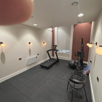 Bronze Room - Image 3